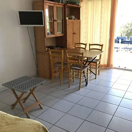 As8314 - P2 Dans Résidence Avec Piscine, Parking Privé Et Belle Vue Chenal Appartement